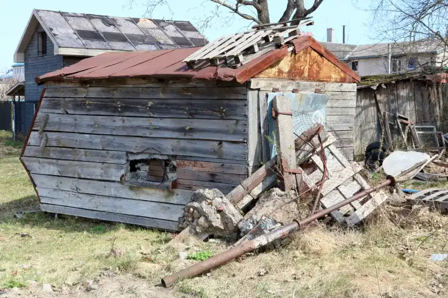 Shed Removal Service for Siding Contractor Projects Huron, OH Shed Removal Service for Siding Contractor Projects Huron, OH